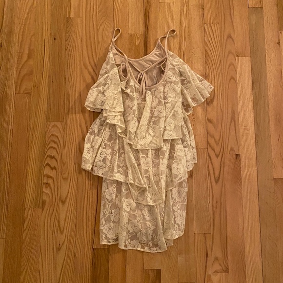 VAVA by Joy Han lace ruffle dress - Picture 3 of 5